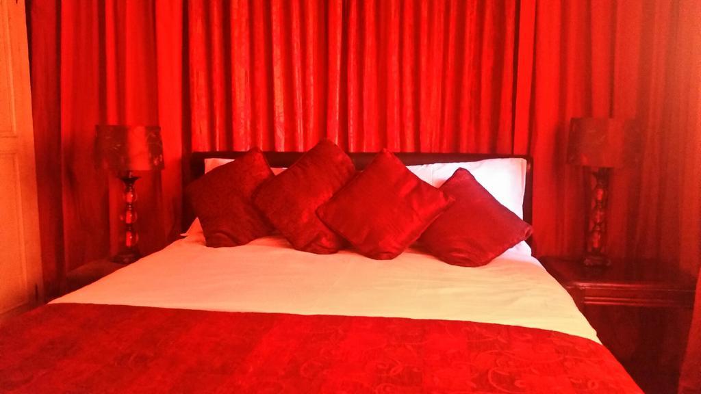 Westward Ho Apartment 13 开普敦 外观 照片